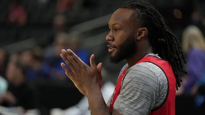 火箭队目前休赛期的表现获得了 TheAthletic 给出的 B+ 评分，在排名
