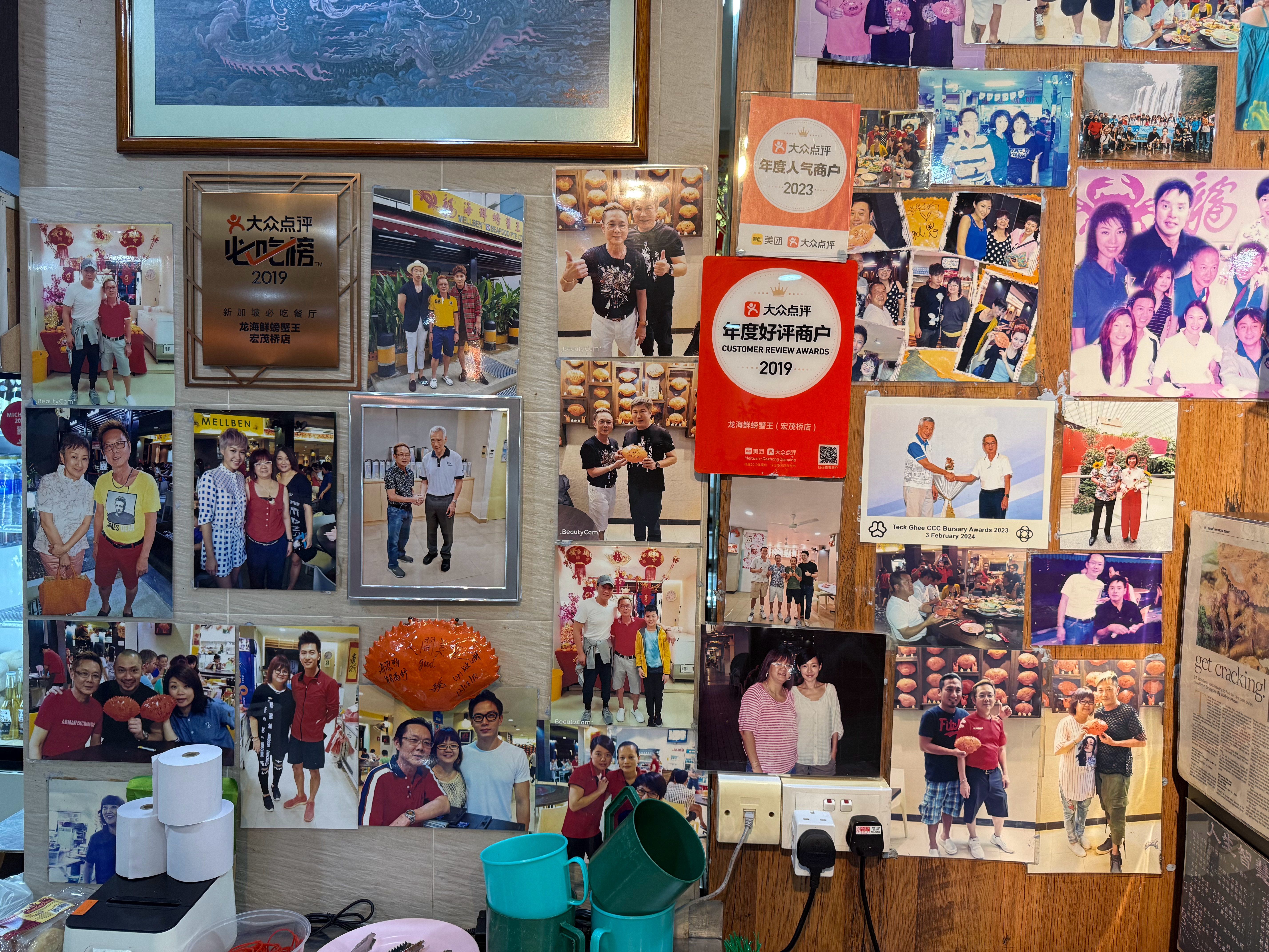 吃了一顿高级饭，价格也确实很高级 