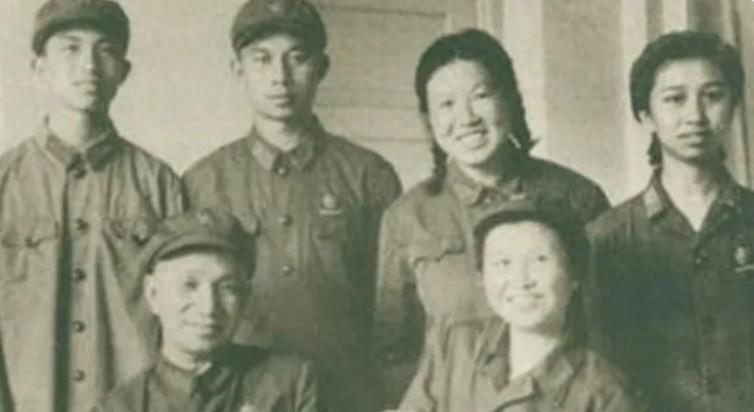 北海舰队饶守坤司令员拟将粟刚兵归队，粟裕果断阻止：此事不能轻易处理，究竟因何？