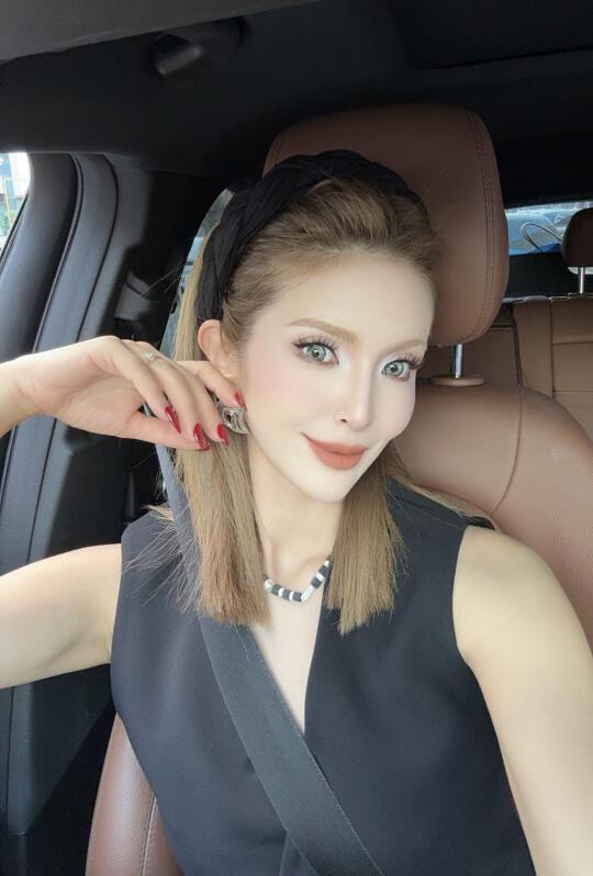 太爱今天的妆容了🤍