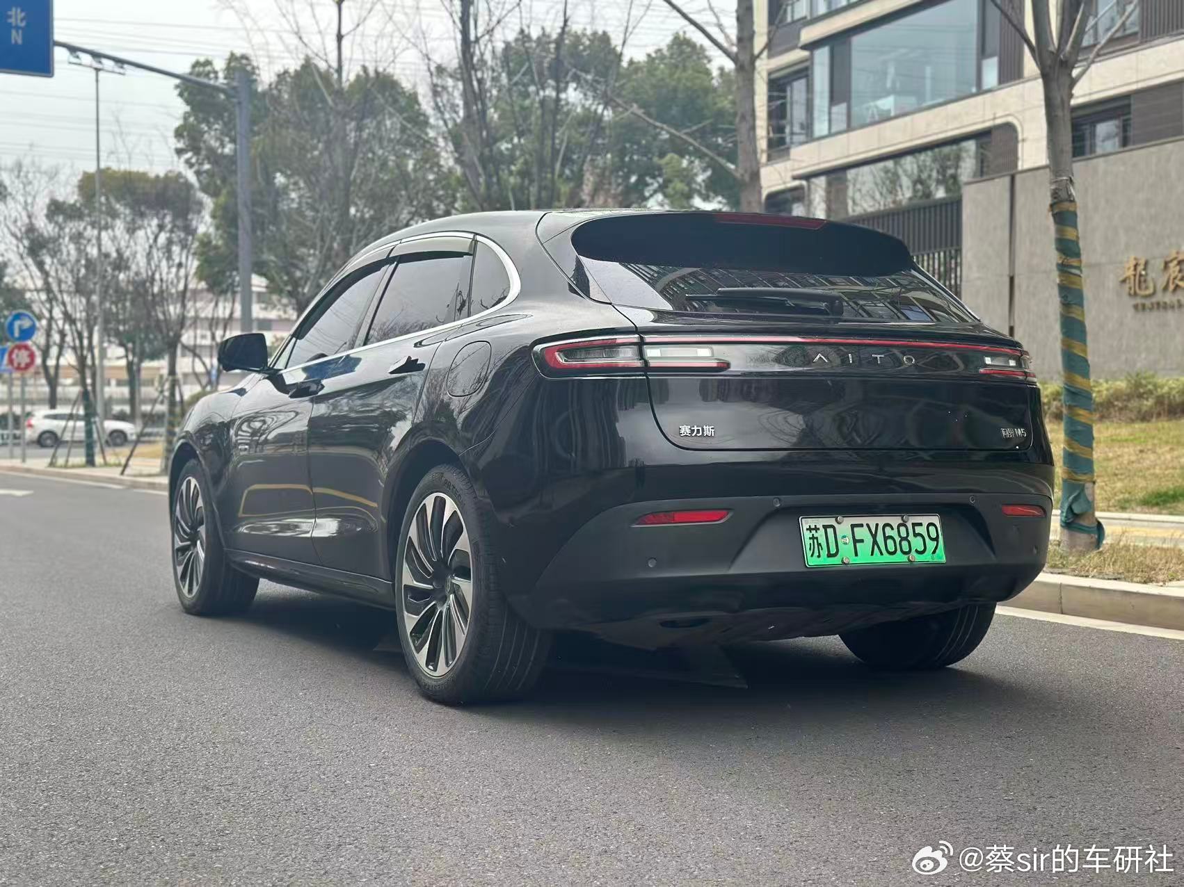 22年8月，问界M5，实表11万多公里，后尾整形，查博士三方非重大事故车已排除，