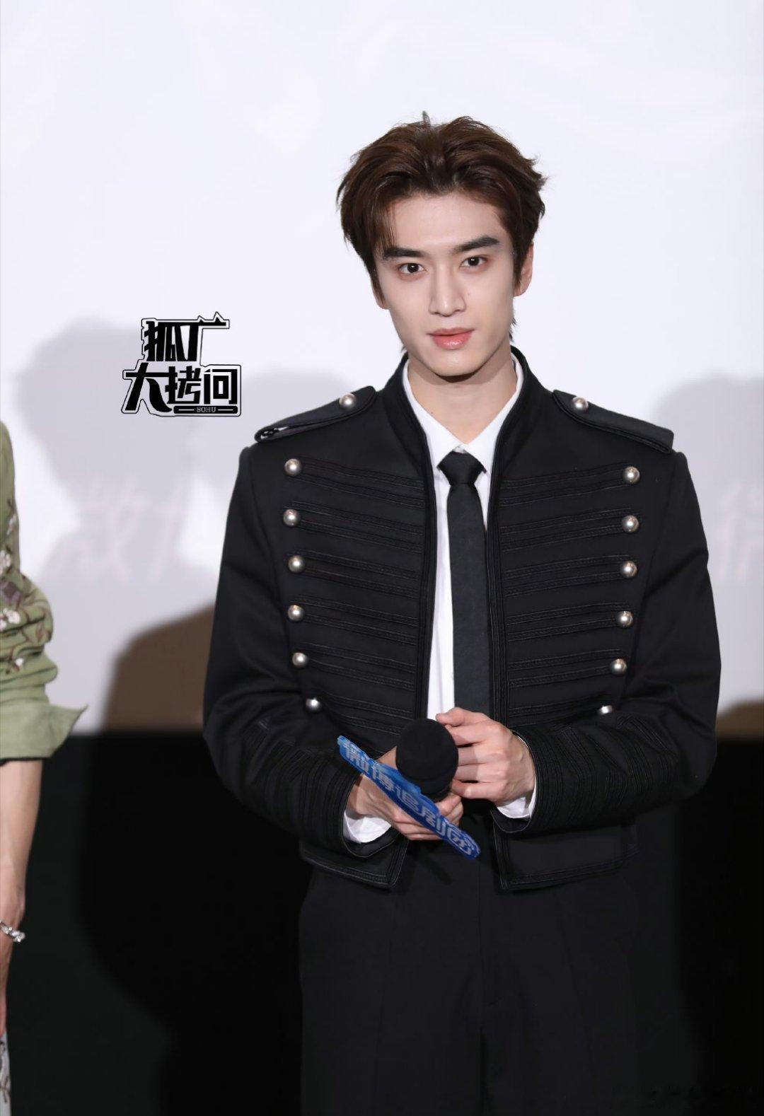 李昀锐、黄杨钿甜、张康乐、夏梦、MAI、追剧团现场生图🈶，男帅女美，生图真的很