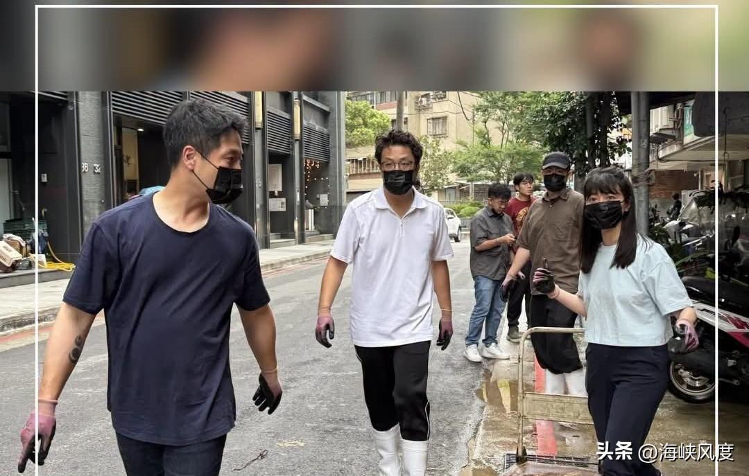 全台绿媒宣传沈伯洋低调救灾，生怕民众不知道沈伯洋救灾很低调！你看，这一身雪白的T