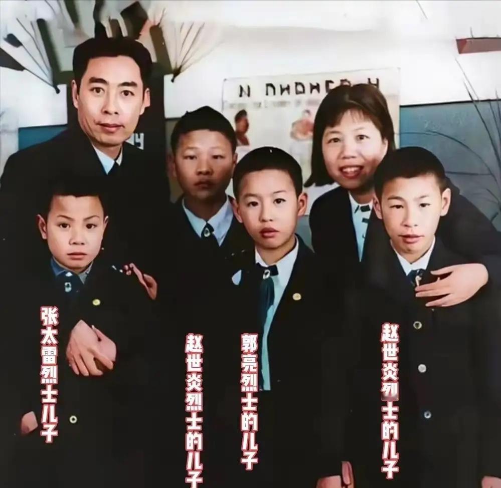 有一种爱情叫“周恩来与邓颖超”，为这对伟大的夫妻献上一朵小红花！

邓颖超是周总