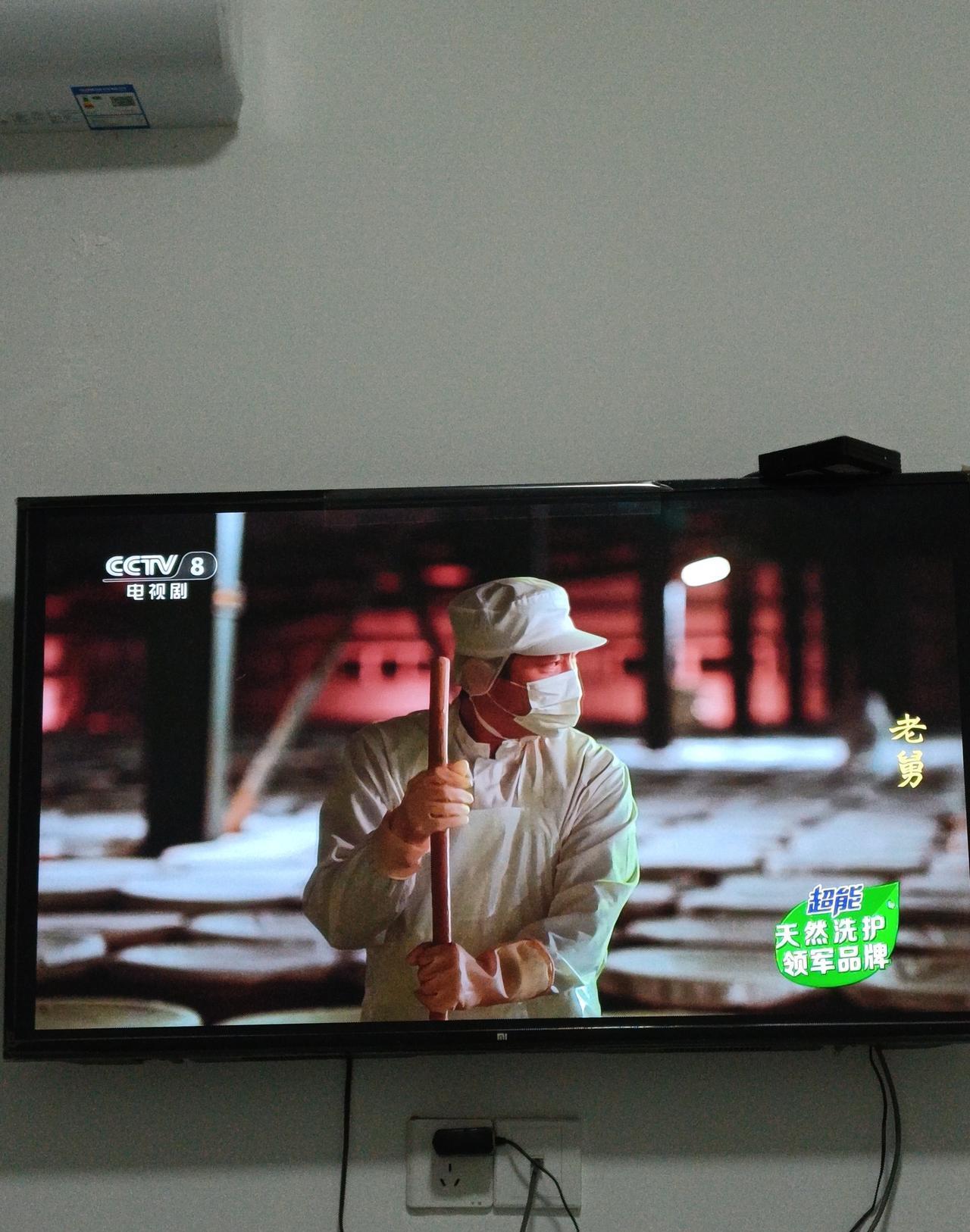 中国67%的打工父母，正在对孩子进行一场“合谋诈骗”。
我见过最心酸的谎言，是一