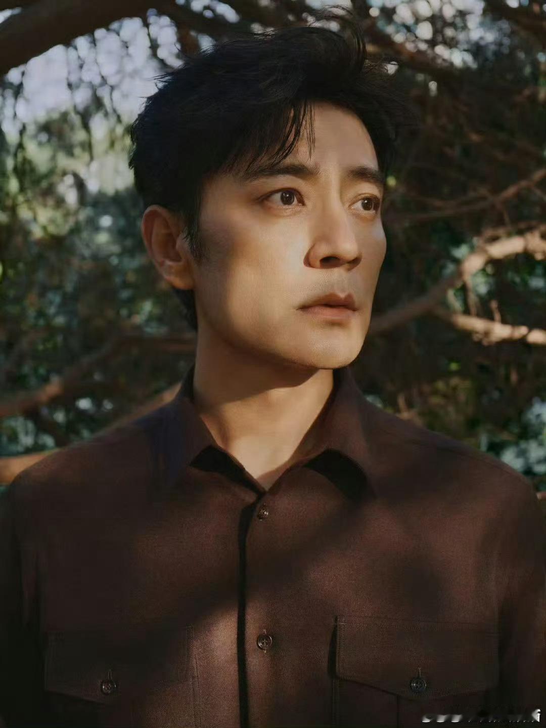 李光洁从此商界大佬有了脸完全是daddy级别的，从小巷人家到以法之名李光洁成功让