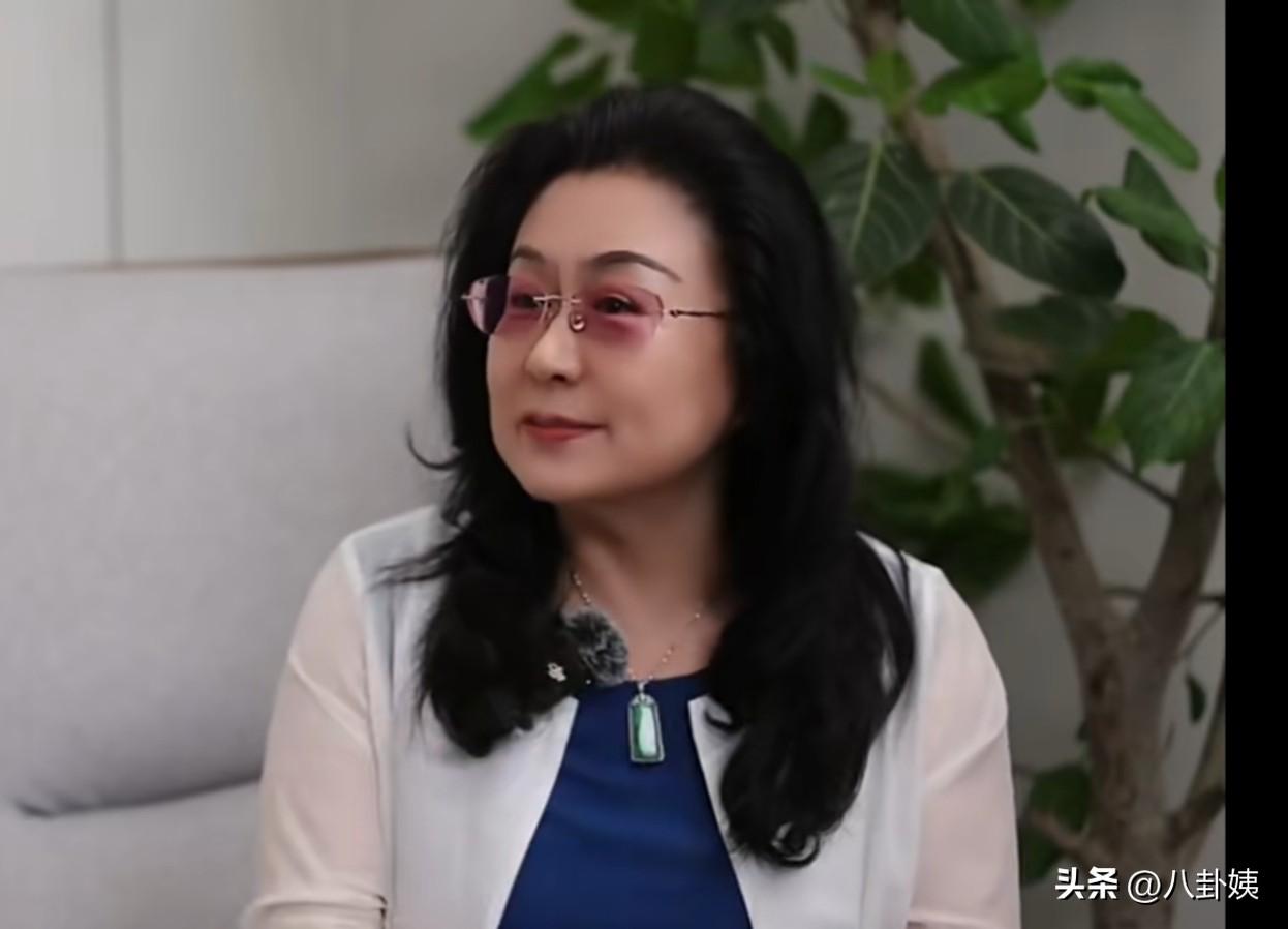 冯晓丹戳破真相：命最好的人，从不是年少暴富，而是40岁后才有钱！

人人都盼着年