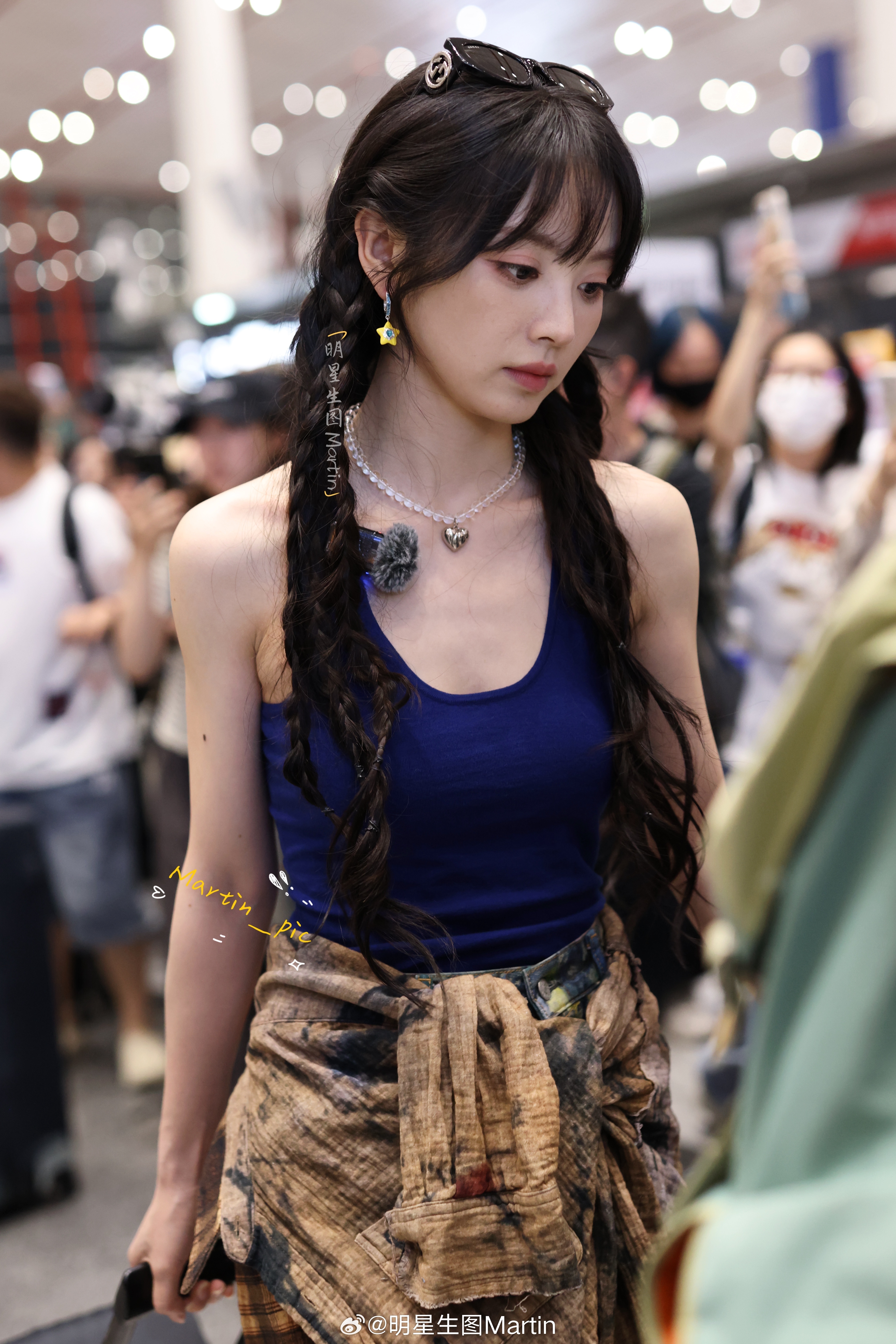 田曦薇的机场生图📷田曦薇各平台涨粉 ​​​