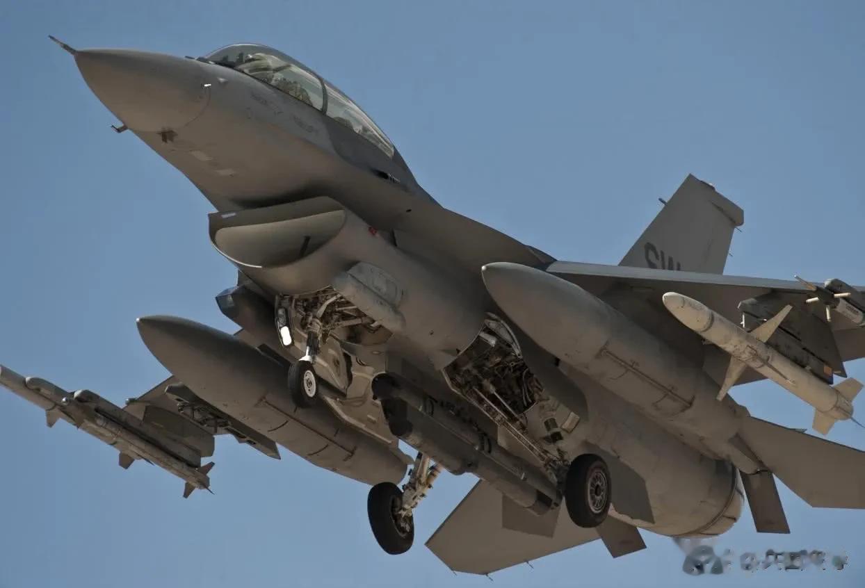 F16战斗机就要来了，泽连斯基声称明年，也就是2024年乌克兰会获得F16，他说