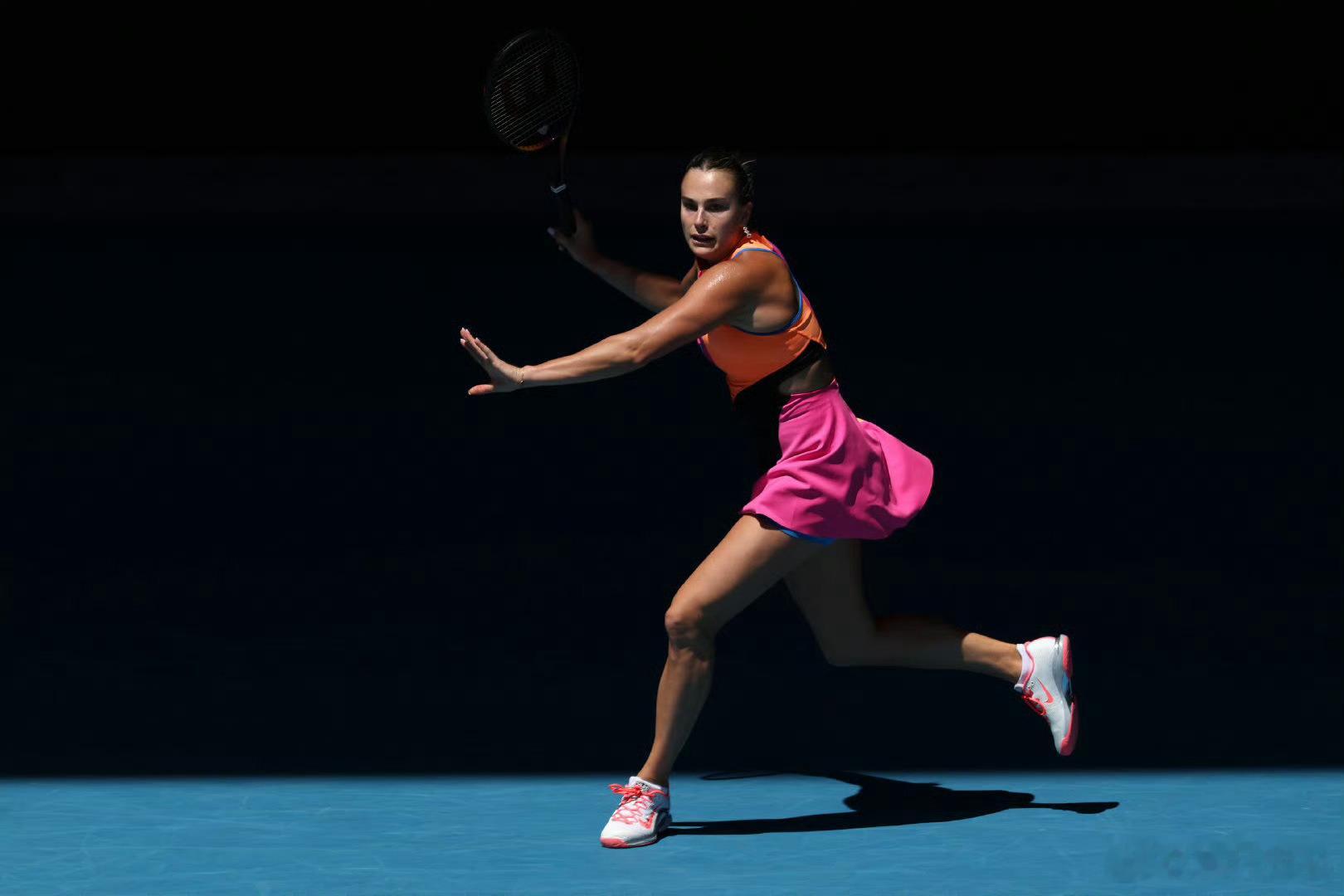 萨巴伦卡连续四年澳网进四强萨巴伦卡就是萨巴伦卡！又是澳网四强，连续四年咯！刚刚结