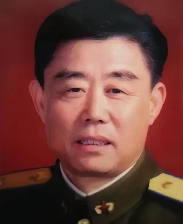 处罚就处罚吧！反正不能打！”1968年，四架“美军战机”逼近我国导弹营驻地，营长