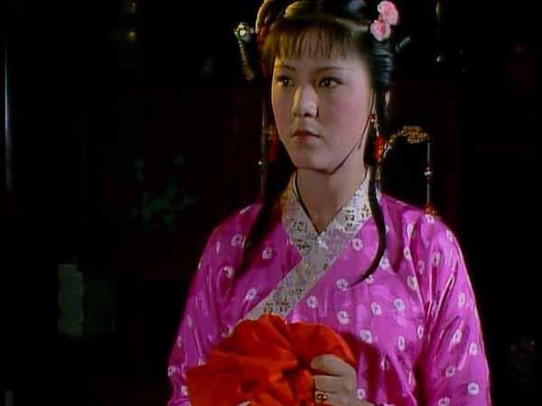 汗巾是什么玩意？为什么宝玉无意间和蒋玉涵换了一条汗巾，就会惹出那么大的事来？
汗