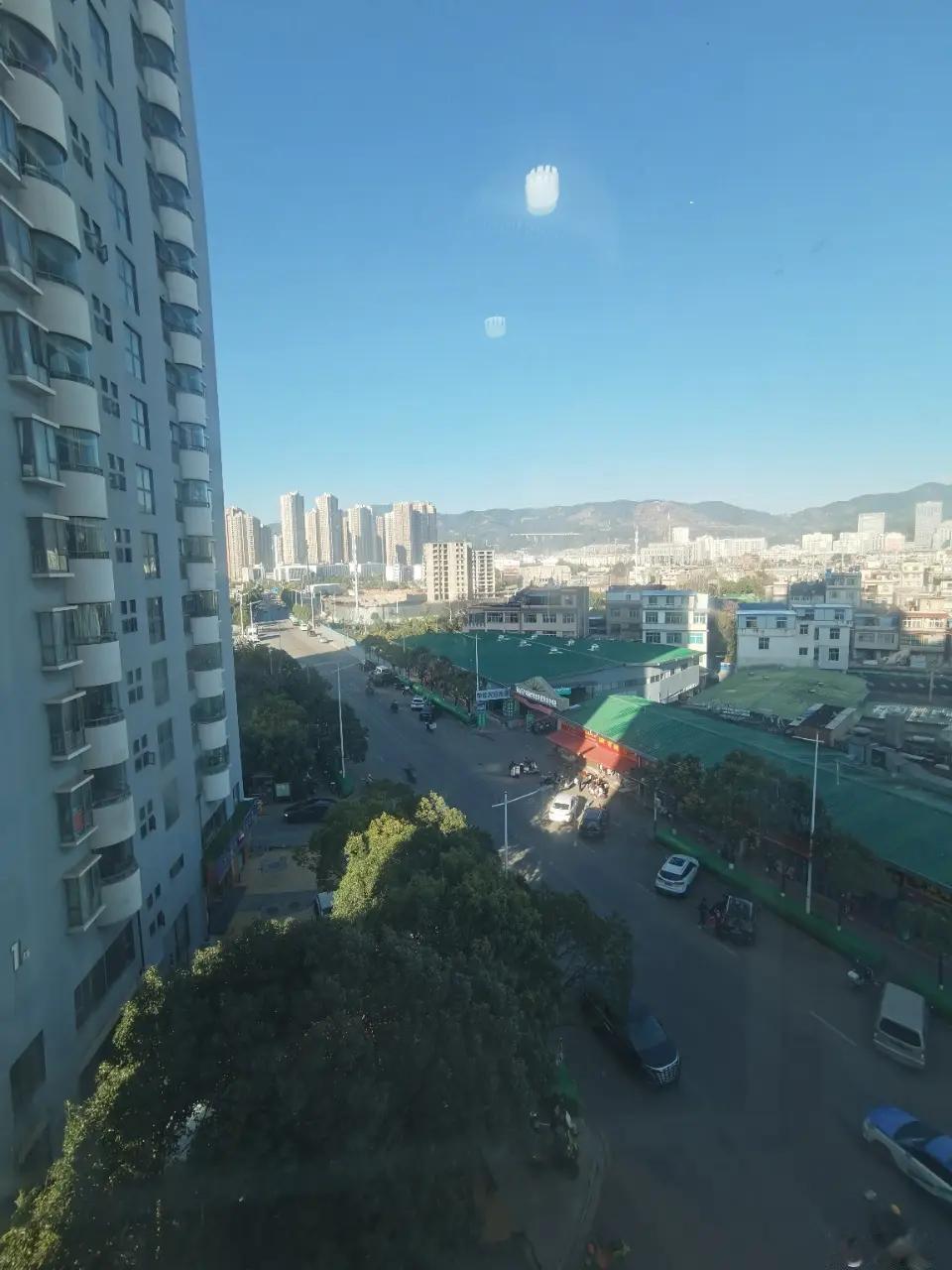 昆明网民向市委书记留言关于在尚领明珠小区200米内设公交站点的建议

尚领明珠小
