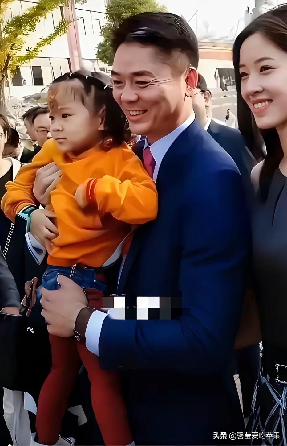 不得不承认，东哥选老婆的眼光真好！