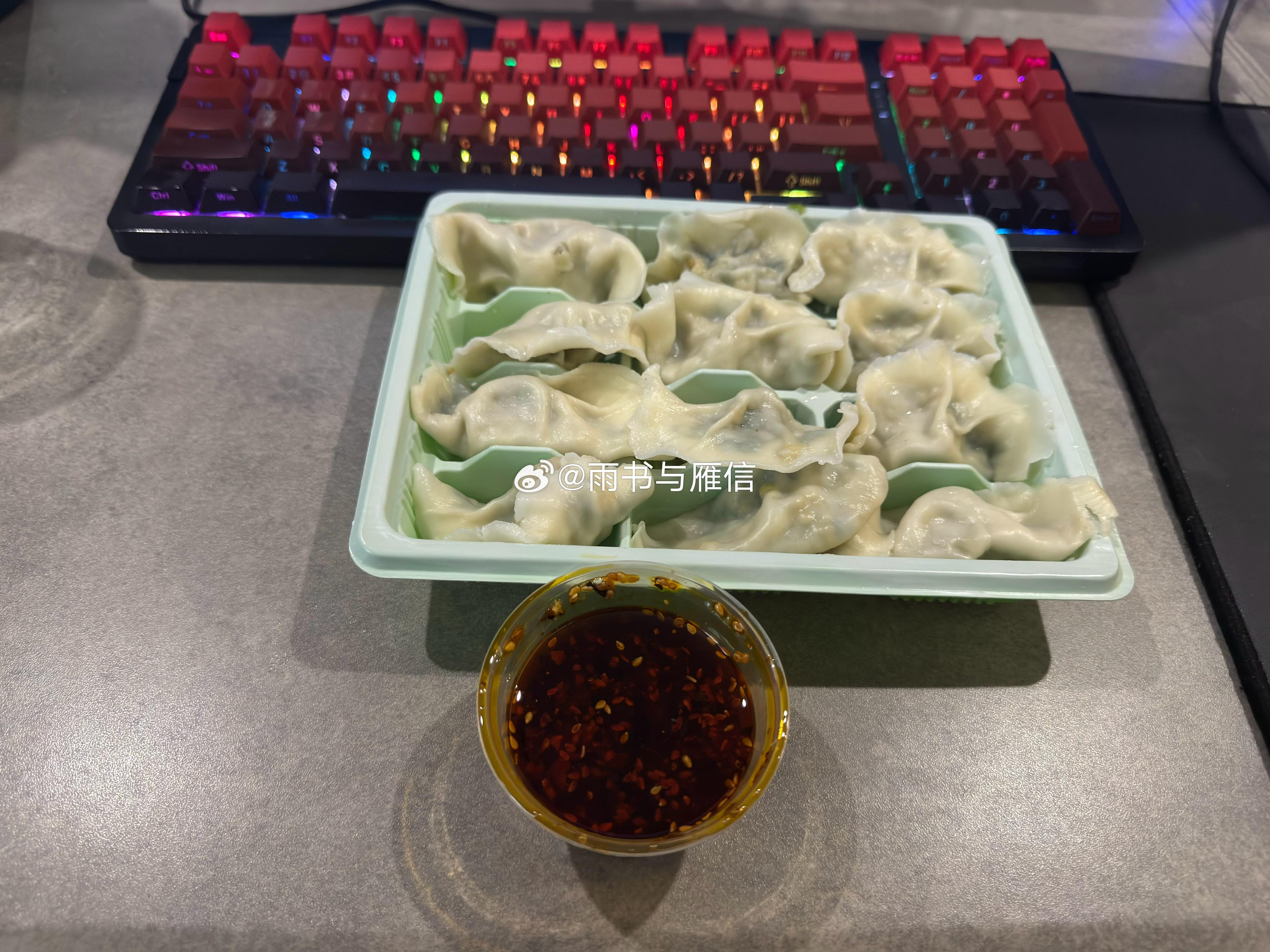 夜生活才刚刚开始呢。