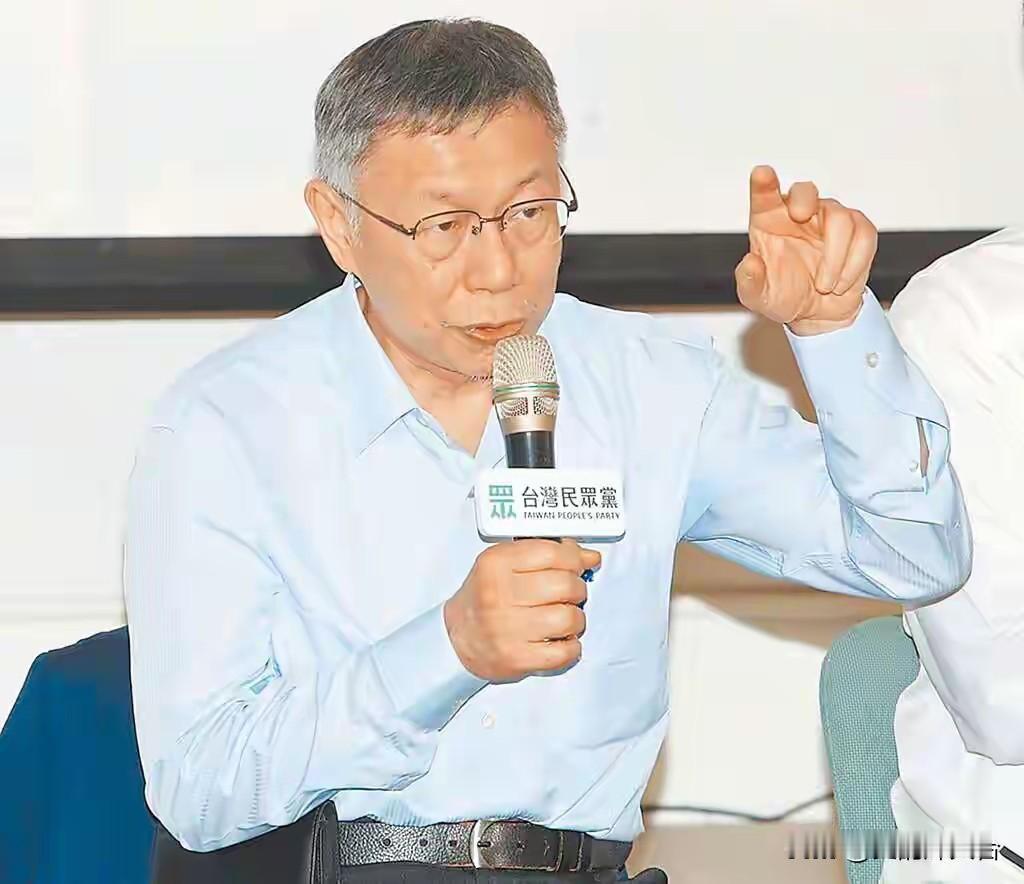 蔡正元原以为，历经多轮司法拉锯，尚能在岛内政坛维持体面，不必直面牢狱之灾。
 