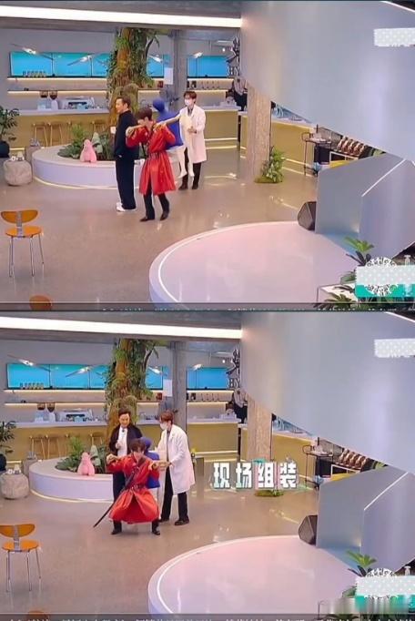 井胧模仿吴彦祖翻车谁懂！看完井胧模仿吴彦祖笑到停不下来！越认真模仿翻车越离谱，全