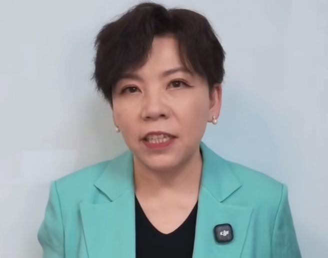 林诗栋4:0战胜王楚钦后，邓亚萍总结，没提王楚钦受伤，但说出了石头为何能赢？
