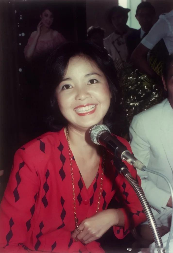 1980年的邓丽君 