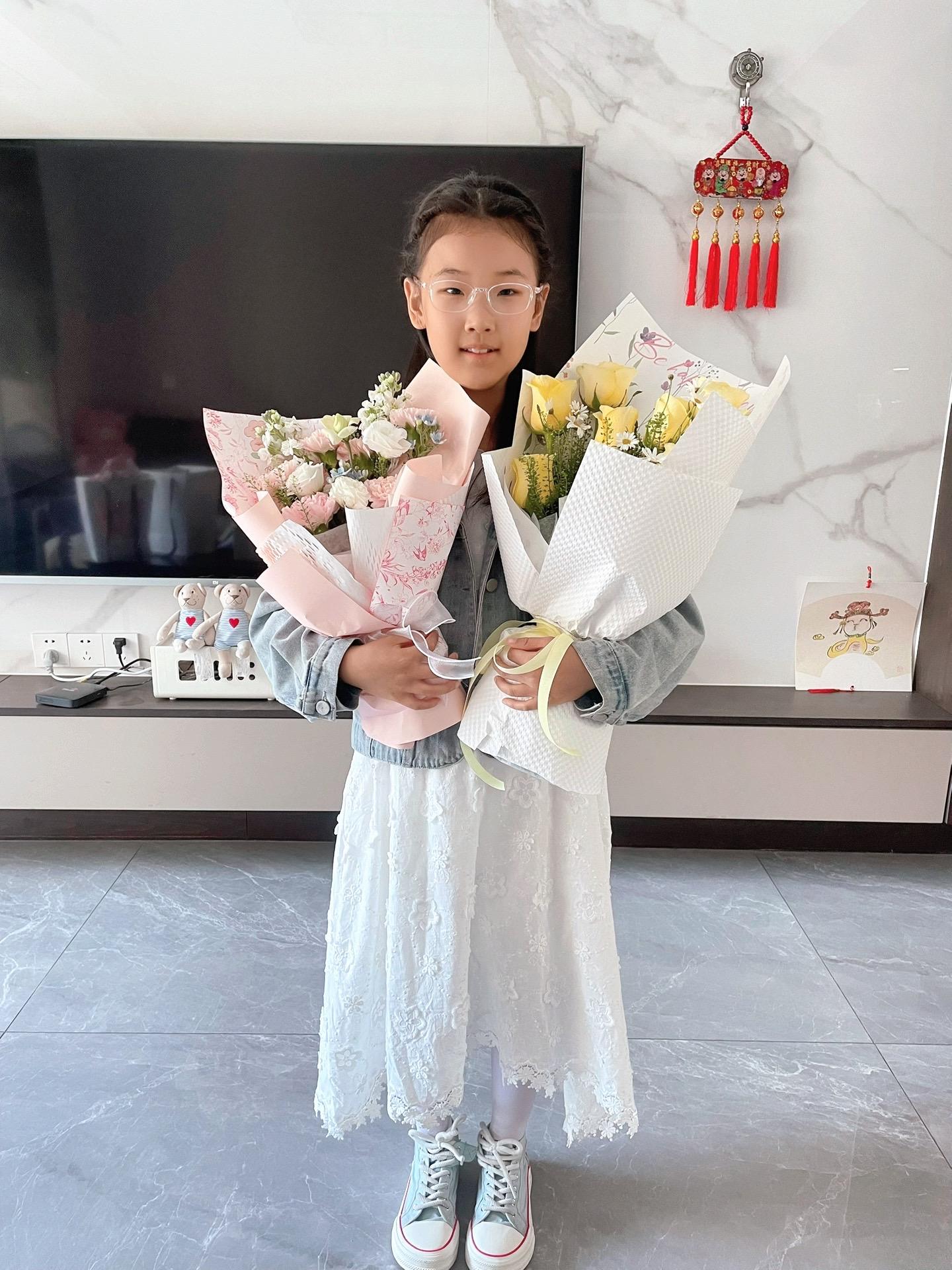 因为有妈妈，我是幸福的孩子，因为有孩子，我是幸福的妈妈，祝所有妈妈母亲节快乐。