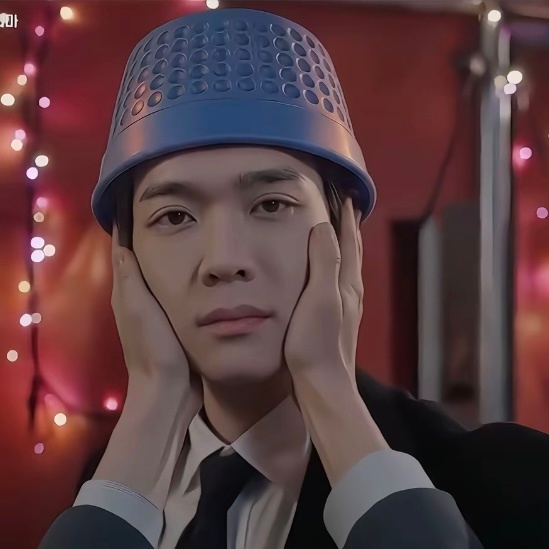 还是有盼头的 我三四集还没看 