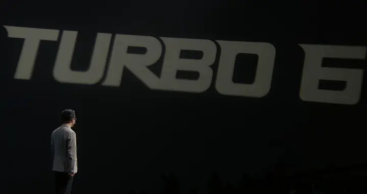 “加冲低”逆风局！一加Turbo 6系列回归8G内存，性能谈何超标？