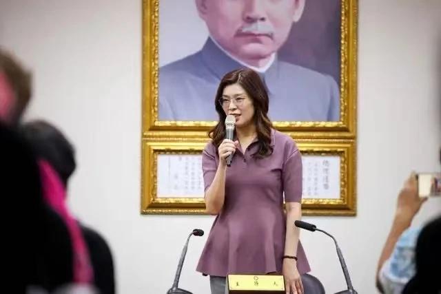国民党三力量酝酿，已跨过连署门槛，要将郑丽文一军，郑丽文要反制？

当前，国民党