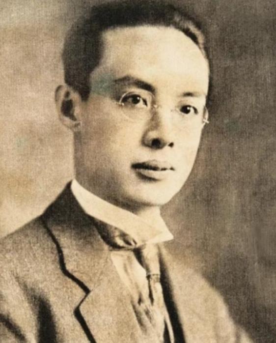 民国离奇凶案：老仆弑主后自尽，主母一句话，让巡捕全员沉默。
1935年10月17