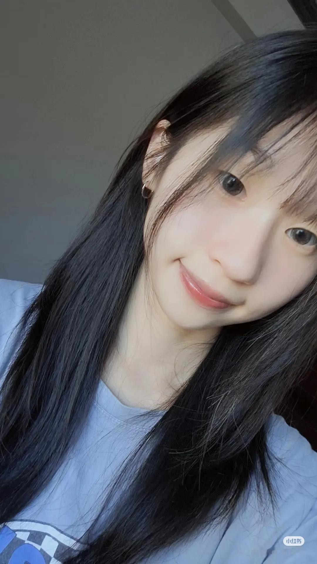 话说台湾近几年就推出了许多颜值和气质都相当不错的新晋博主，而wenIine就是其