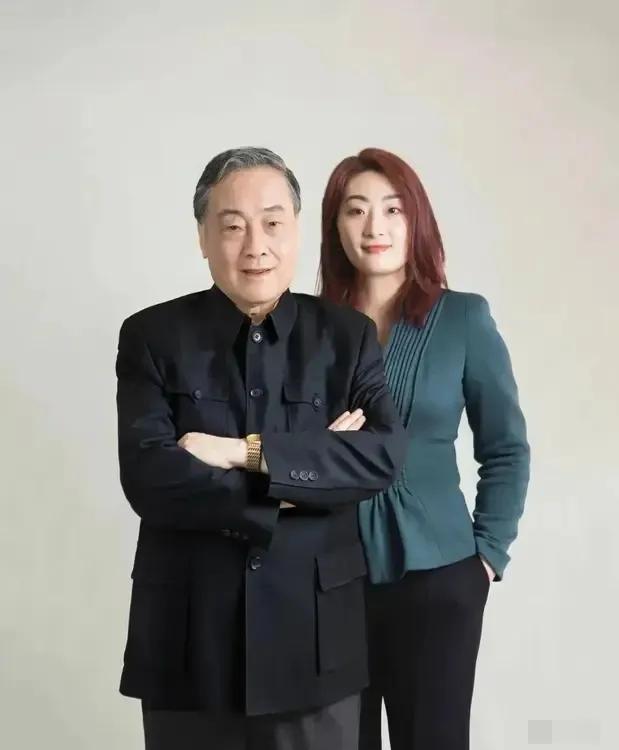 我想大家还是不用多虑吧！

宗老的女儿宗馥莉天生就生就一副女强人的相貌：身高17