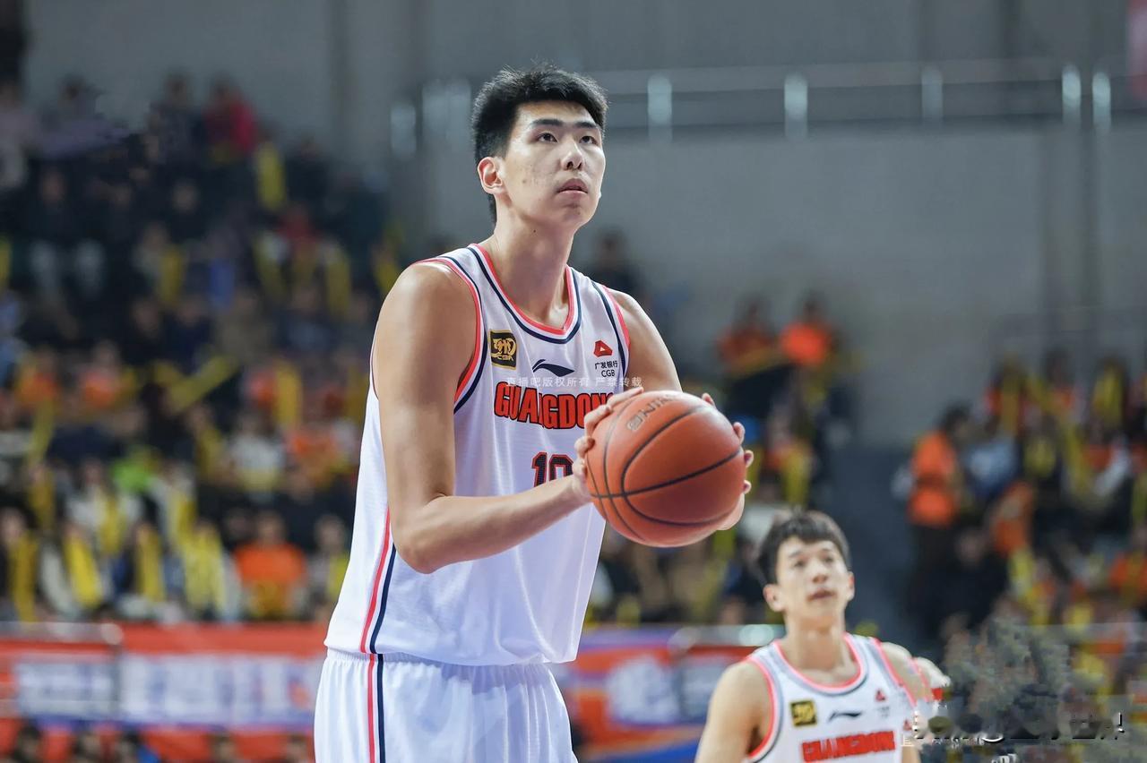 有媒体人报道，在徐昕和广东申请交易后，广东计划和辽宁达成一笔交易，那就是广东出徐