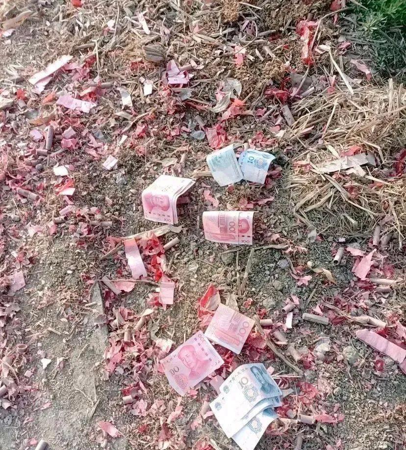 路边不知道谁掉的钱能不能捡啊？