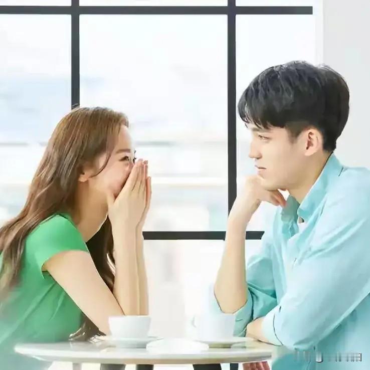 第一次谈恋爱的男朋友有多可爱?第一次谈恋爱的男朋友有多可爱?
第一次谈恋爱的男孩