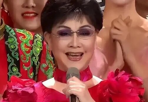 据了解，这是继2023年、2024年、2025年后，李谷一再度缺席春晚。1983