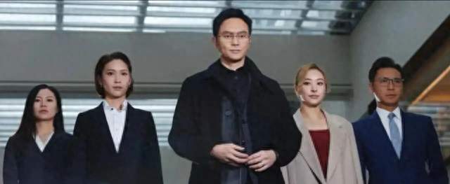 《璀璨之城》未播先火，TVB搬出半个台花旦，却压不住张智霖一人