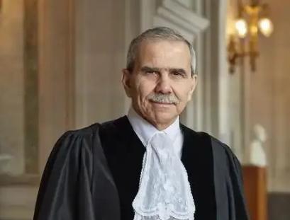 黎巴嫩传来消息，萨拉姆放话要加强贝鲁特的部署，国家要把所有武器的使用权攥在自己手