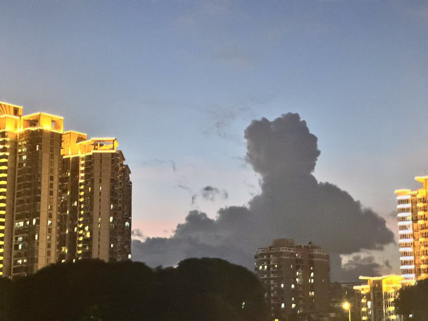 🔻麦克阿瑟说圣诞节之前打完朝鲜就回家。 