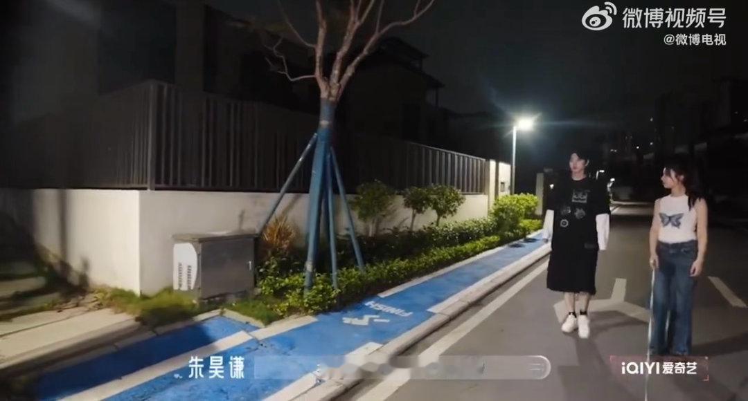炼炼对小朱才是生理性喜欢吧喜欢你我也是 得知小朱会做锅包肉，炼炼那个夸法简直是无