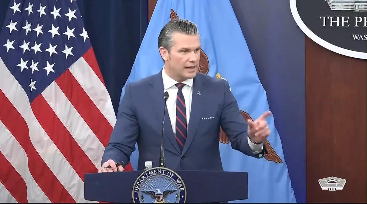 美国战争部长皮特·赫格塞斯确认美国目前在伊朗境内没有地面部队

且现阶段不会透露