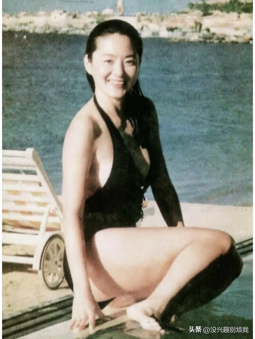 林青霞，这角度腿好粗