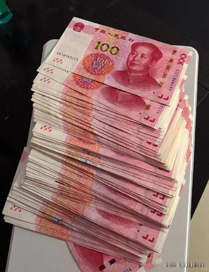 我公婆有多偏心，
我小叔子19岁就结婚了，
他家两个孩子都比我们家的大好几岁。