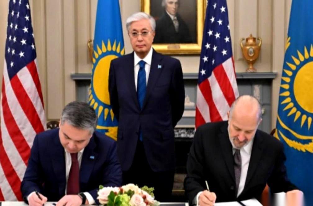 签了几百亿的大单，扭头就想用我家的路，去运砸我饭碗的砖。
这事儿，你说逗不逗？