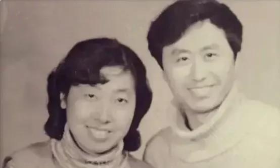 1996年，51岁女子身患癌症晚期，医生摇摇头：“顶多能活3年！”丈夫咬牙跺脚：