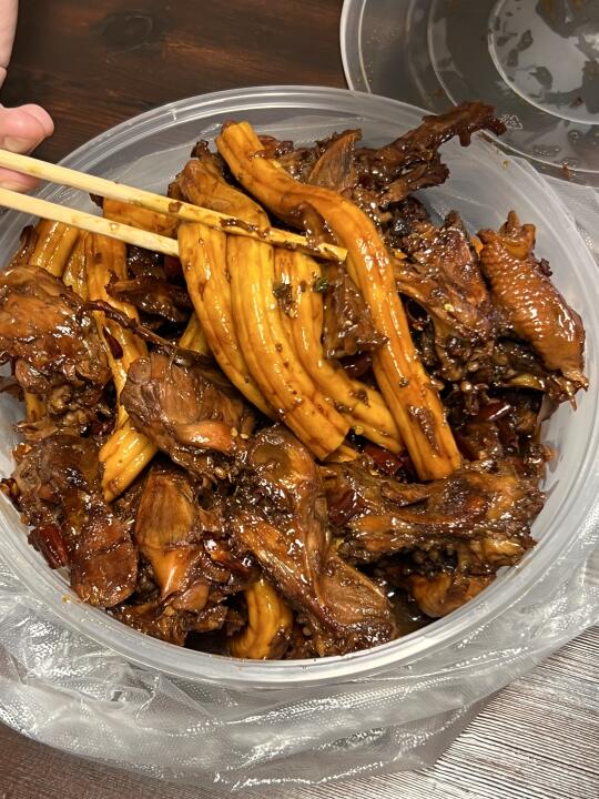 沈阳新型鸦片。。。。真好吃毙了。。。。😭