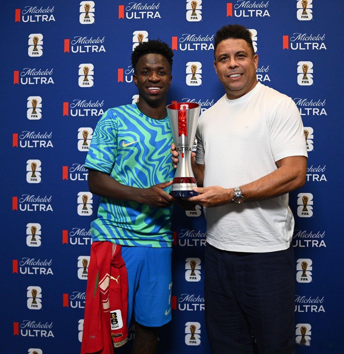 巴西醒醒 这是世界杯Vinicius Junior & Ronaldo 