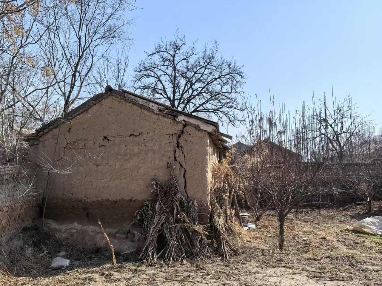 古代20年左右为一代，现代25-30年为一代。人口变化导致“代”的钝化感。而《论