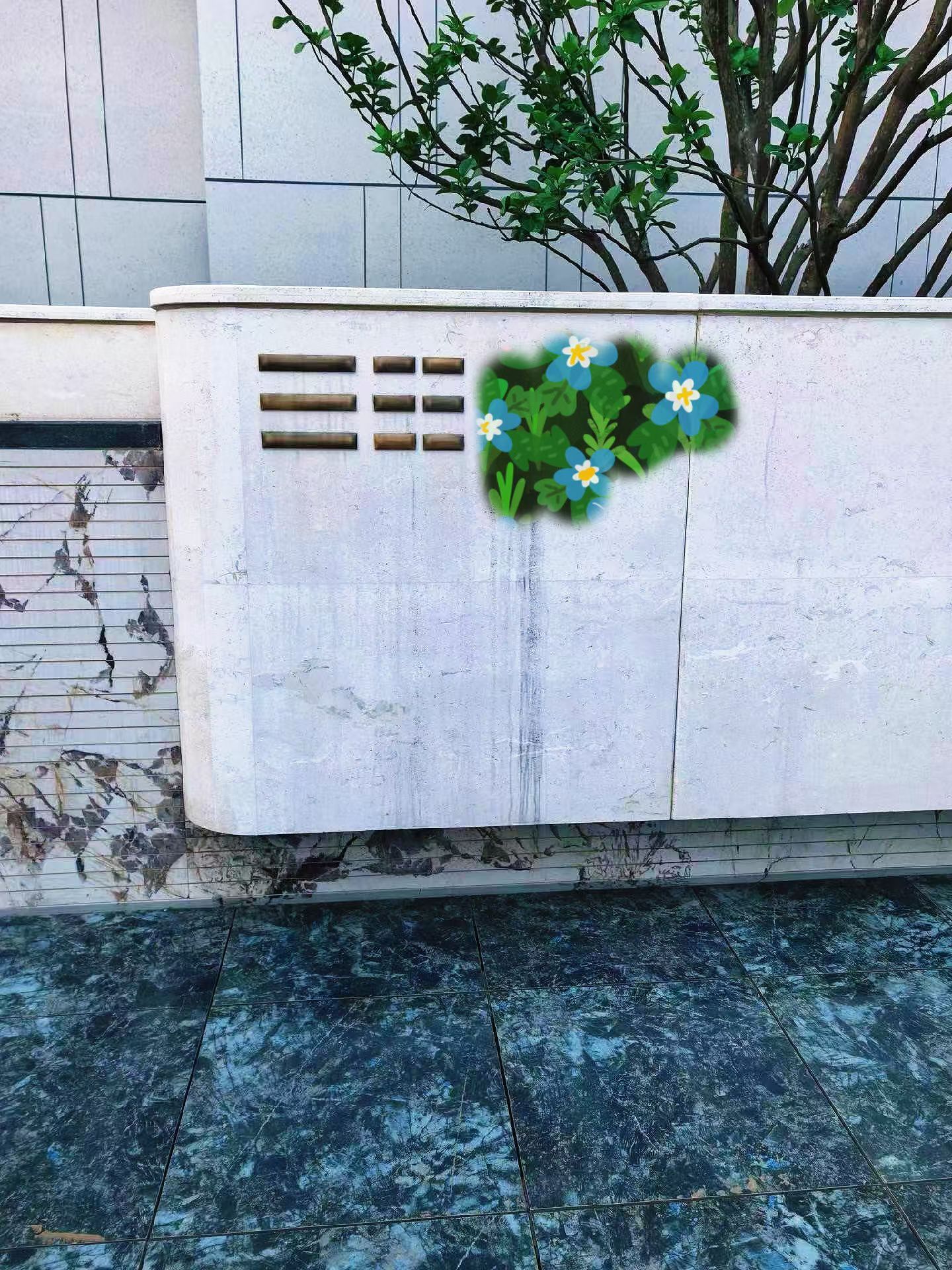 现在开发商设计的logo已经融入了风水的元素。像这个乾坤二卦，包罗天地，孕育万物