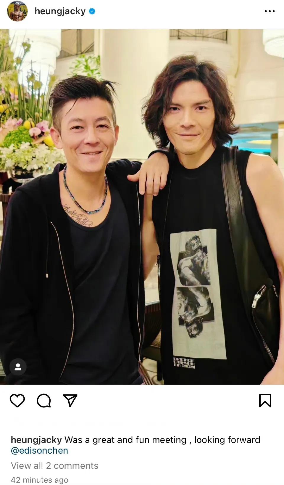 向佐跟陈冠希同框竟然赢了？

向佐更新发了一张和陈冠希的合影，想当年陈冠希可是妥