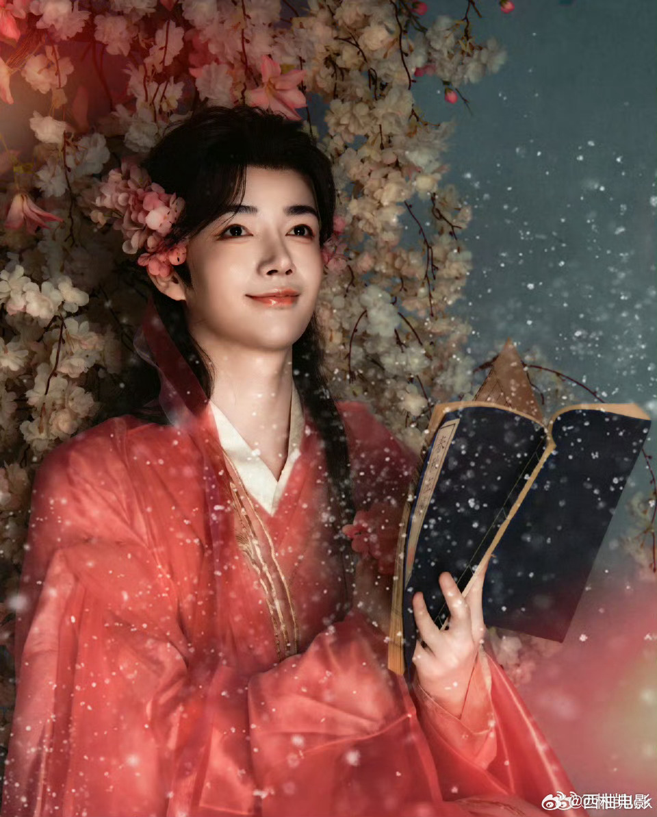 谁懂啊！这才是古装美男该有的样子🥹林凯红衣花神氛围感 直接封神！红衣胜火，花雪