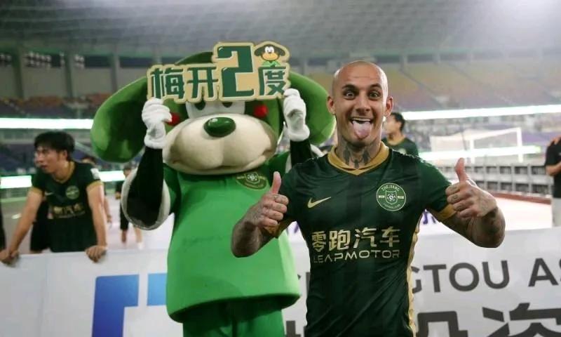 中超的含金量一下子上来了！
根据罗马尼亚媒体报道，凭借着在中超的出色发挥，罗马尼
